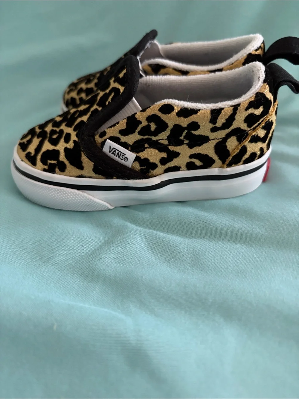 Toddlers Slip-On Leopard Print Shoes in Gold and Black